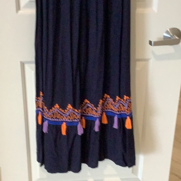 Skemo tassel trim embroidered strapless maxi dress M runs small - Picture 6 of 7